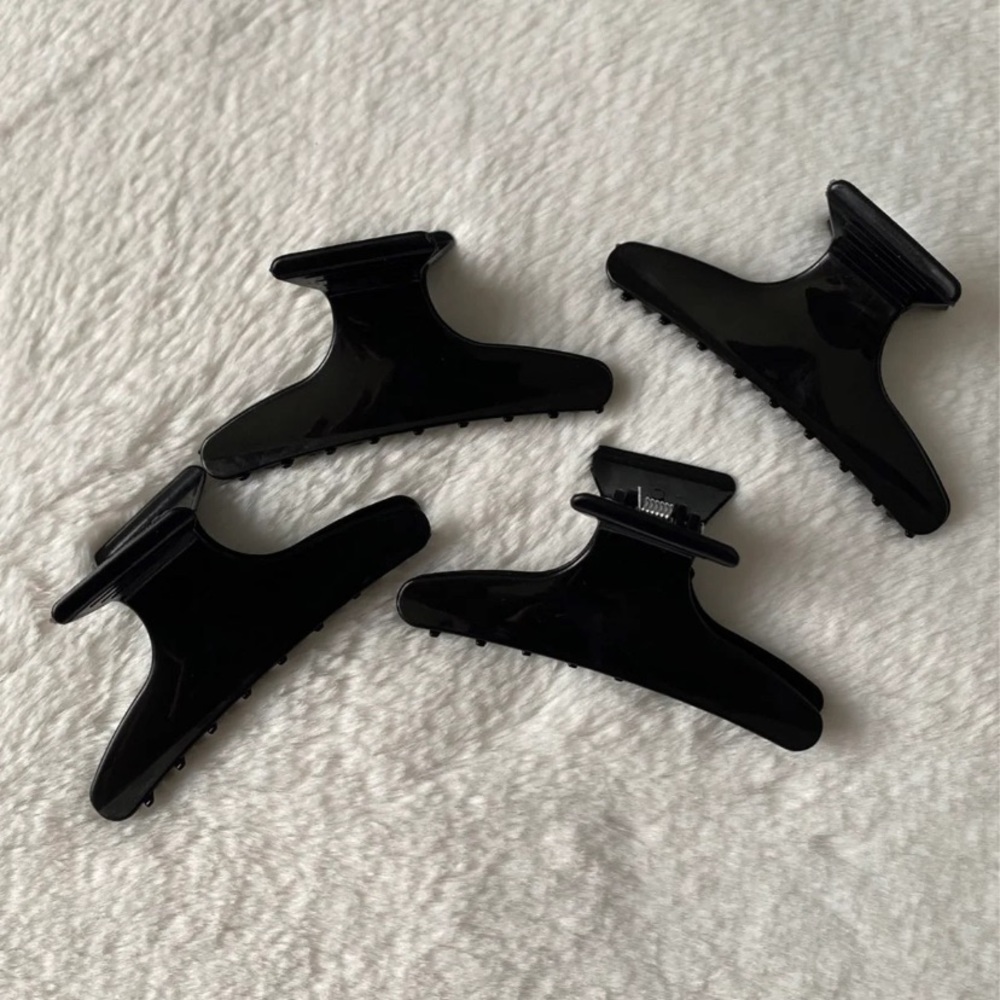 Butterfly clips